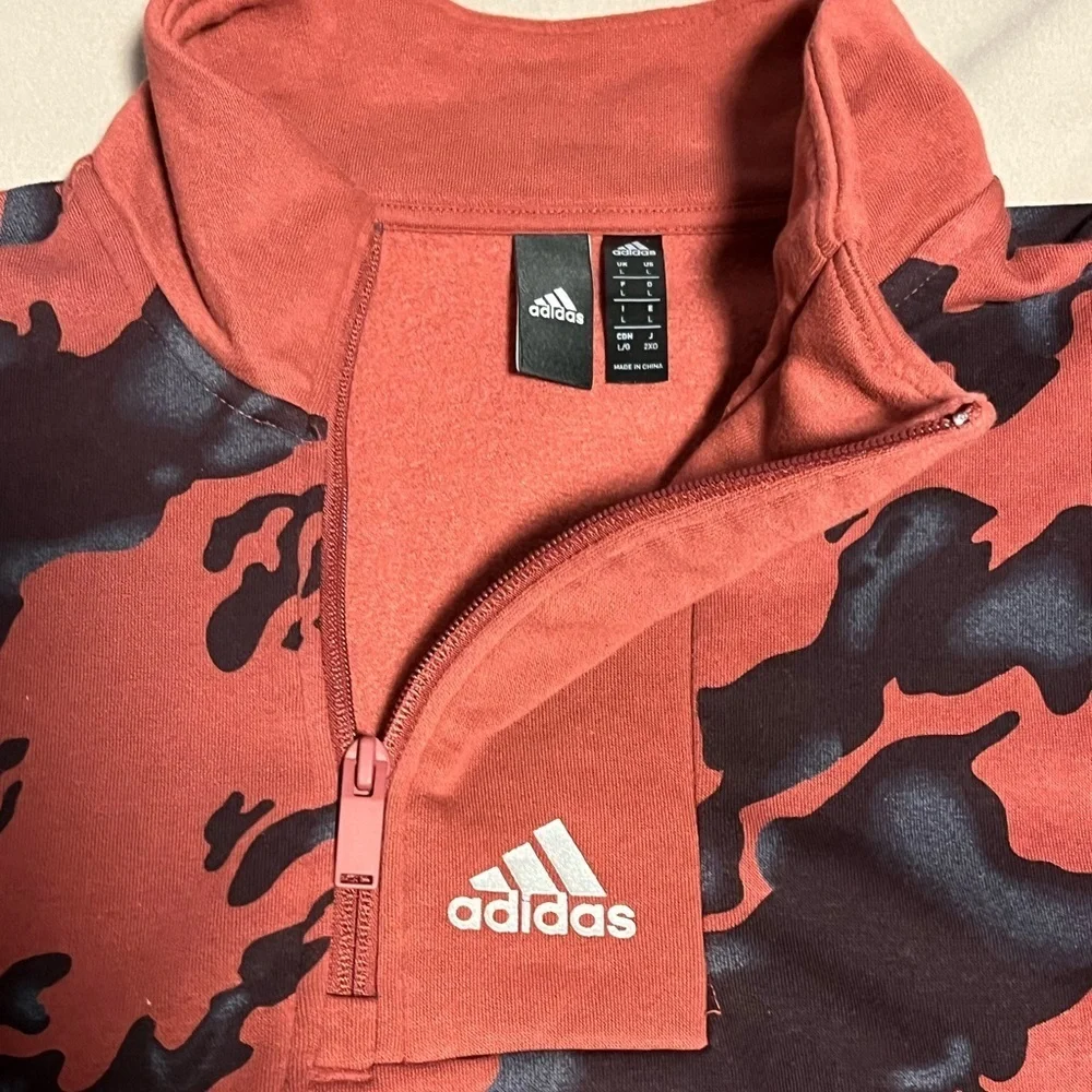 Adidas Men’s Large 1/4 Zip Red Camo Sweatshirt with Velvet Trim